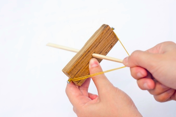 How To Make A Chopstick Launcher That Is A Total Blast